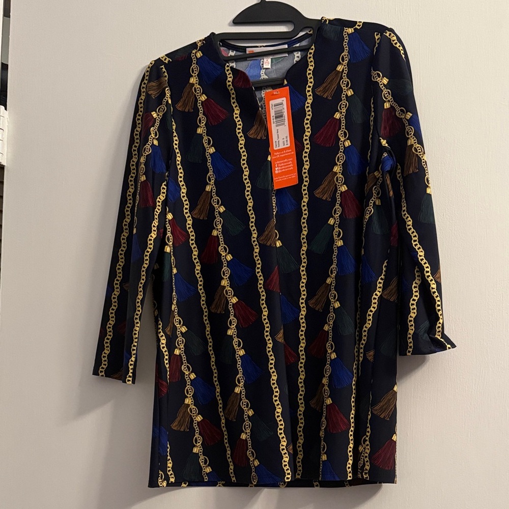 NWT - Jude Connally Elegant Chain and Tassel Pattern lengthy top - Size S
